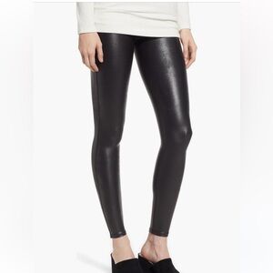Spanx • Leggings